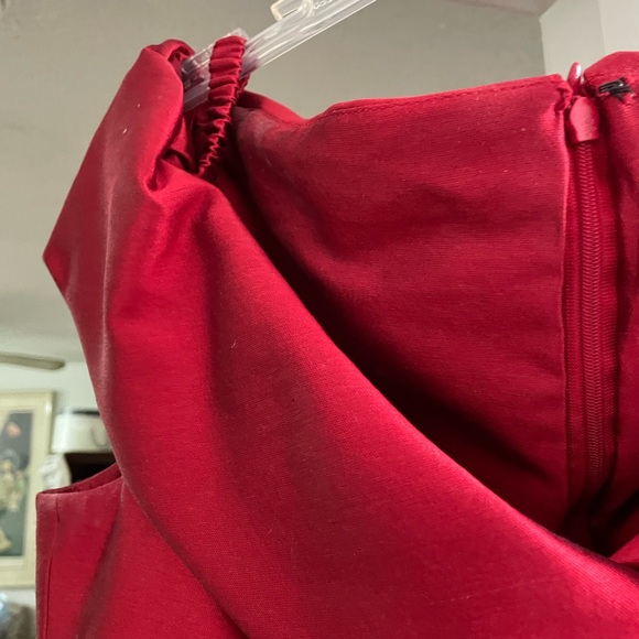 Saks fifth avenue, red silk dress - Picture 3 of 4